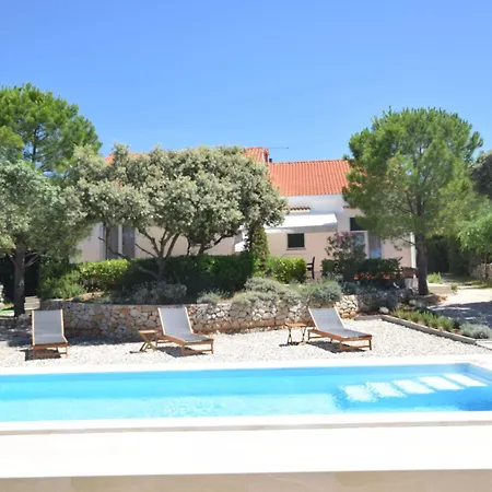 Holiday home In Mit Grosser Terrasse